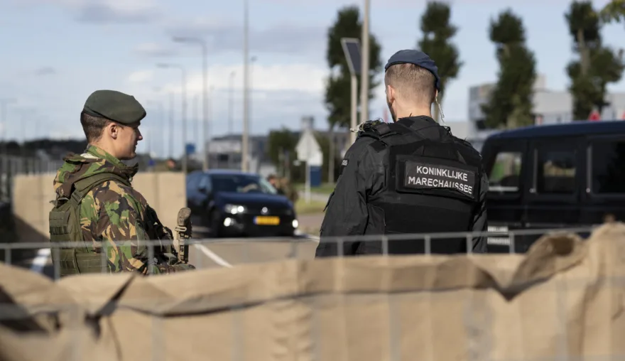 The Dutch security dilemma and the role of the Police, the Military Police and the Military