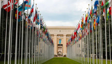 A Uniting for Peace Response to Disuniting for War: The Role of the two Political Organs of the UN
