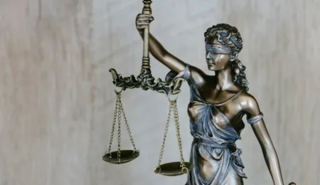 Trump targets law firms aiding the disfavoured